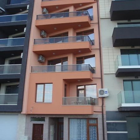 Cherno More 2 Apartamento Pomorie Exterior foto