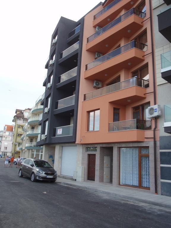 Cherno More 2 Apartamento Pomorie Exterior foto