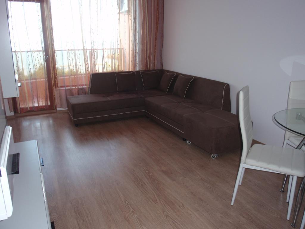 Cherno More 2 Apartamento Pomorie Exterior foto